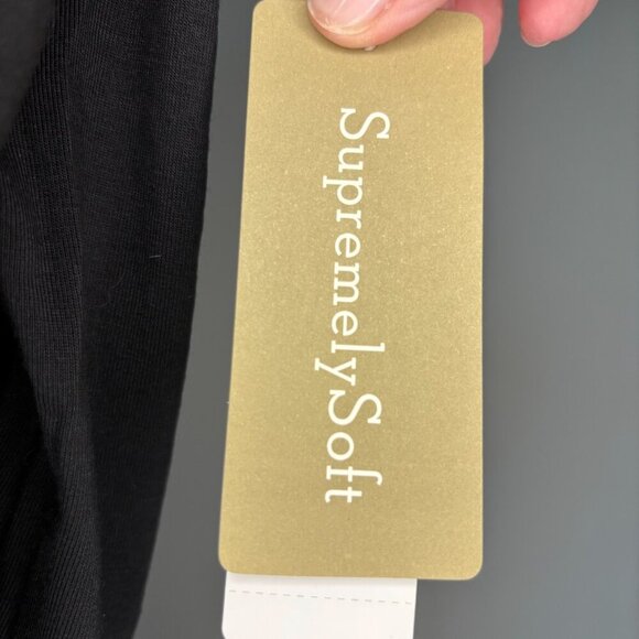 CHICO'S NEW Supremely Soft Triple Layer Top Womens L 3/4 Sleeve Black - Picture 3 of 8